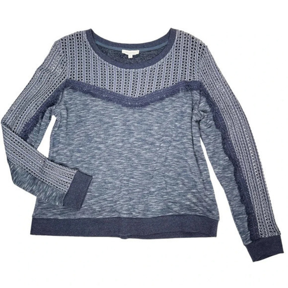 Skies Are Blue Contrast‎ Lace Knit Fringe Sweater Top Size Medium - Picture 1 of 9